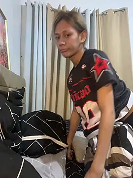 catiana moore online show from 11/22/25, 02:05