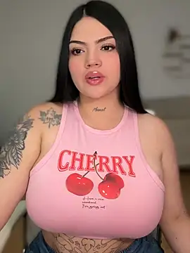 dulcemarianh  online show from 06/15/26, 04:36