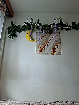 Nika aa online show from 07/15/26, 10:31