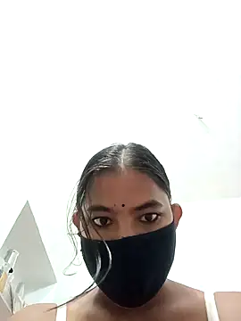 Hot radhaji online show from 10/26/25, 09:37