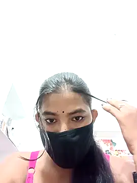 Hot radhaji online show from 10/29/25, 04:20