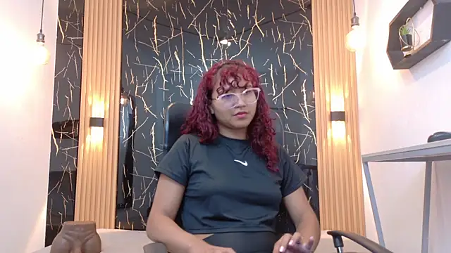 Snapshot of SamanthaFox_8 chatting on 07/16/26, 11:27 SamanthaFox 8 online show from 07/16/26, 11:27