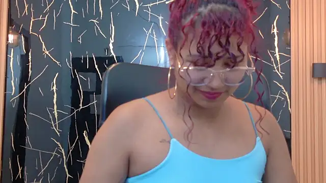 Snapshot of SamanthaFox_8 chatting on 07/18/26, 11:25 SamanthaFox 8 online show from 07/18/26, 11:25