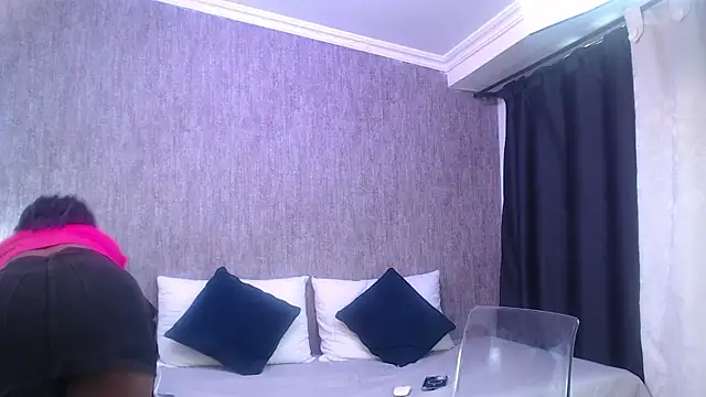 KarinaFlowers  online show from 03/17/26, 06:33