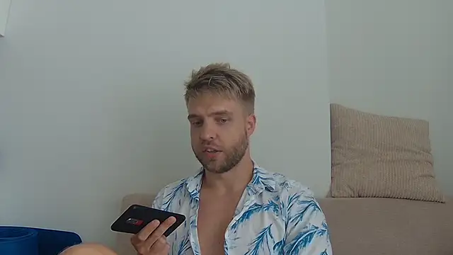 Sweetie Natasha online show from 04/04/26, 07:50