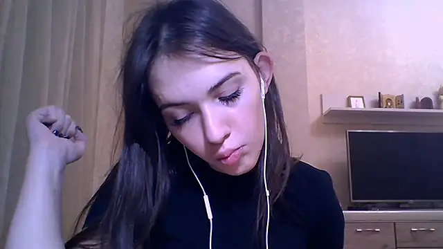 CeyaLier online show from 11/11/25, 05:02