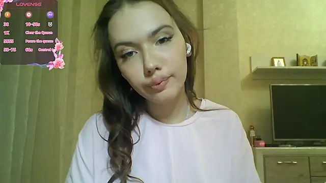 Snapshot of CeyaLier chatting on 04/29/26, 08:59 CeyaLier online show from 04/29/26, 08:59
