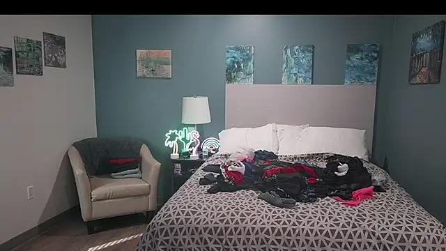 Fuck-Buddy-4U online show from 02/24/26, 05:22