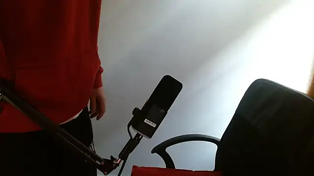 chibrax918 online show from 12/16/25, 09:47