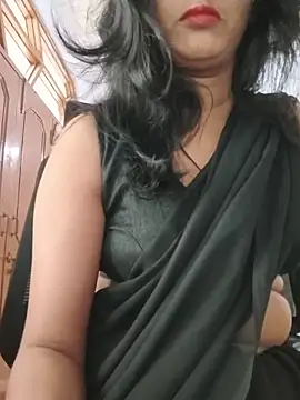 Snapshot of Janu-hasena chatting on 05/29/26, 10:13 Janu-hasena online show from 05/29/26, 10:13