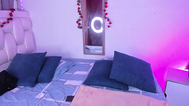 Laaura-Velez online show from 02/14/26, 03:20