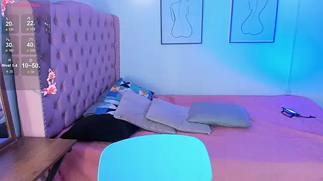 Laaura-Velez online show from 03/22/26, 01:58