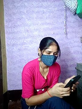 Snapshot of Village_girl99 chatting on 10/14/25, 04:30 Village girl99 online show from 10/14/25, 04:30