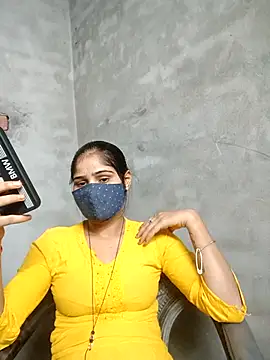 Snapshot of Village_girl99 chatting on 10/25/25, 03:51 Village girl99 online show from 10/25/25, 03:51