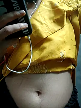 Snapshot of Village_girl99 chatting on 10/26/25, 07:47 Village girl99 online show from 10/26/25, 07:47