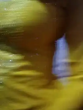 Snapshot of Village_girl99 chatting on 11/01/25, 04:20 Village girl99 online show from 11/01/25, 04:20