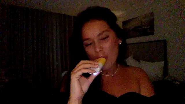 Fayronna online show from 02/10/26, 03:49