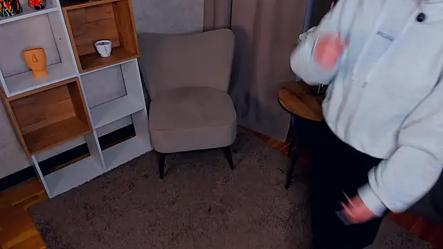 JenaeNosal online show from 10/13/25, 06:13
