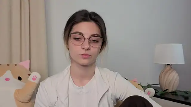LoriRolfsen online show from 10/19/25, 07:25