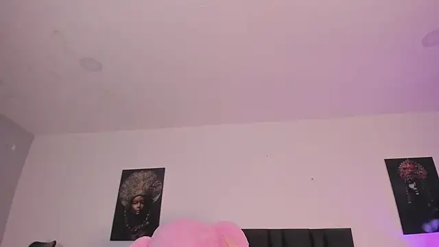 SaradaParker online show from 04/07/26, 03:01