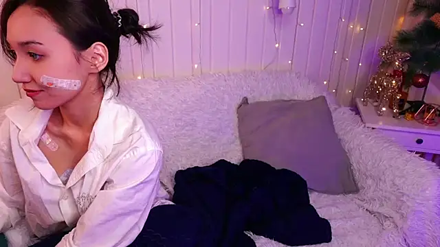 GentleMusee online show from 12/21/25, 10:39