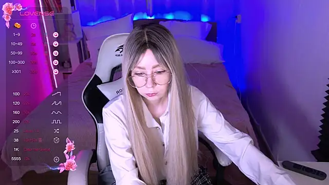 sofiisun online show from 11/03/25, 02:02