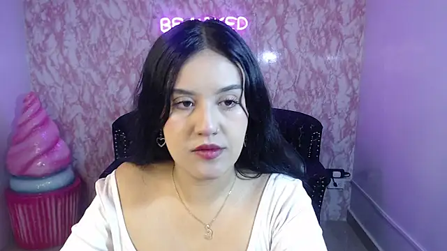 ailyn ch1 online show from 02/16/26, 12:45