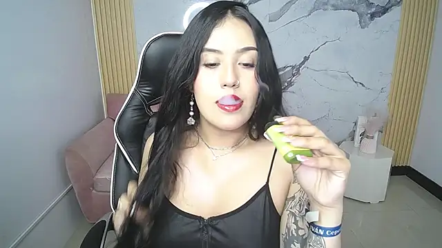 Snapshot of ailyn_ch1 chatting on 07/02/26, 11:22 ailyn ch1 online show from 07/02/26, 11:22