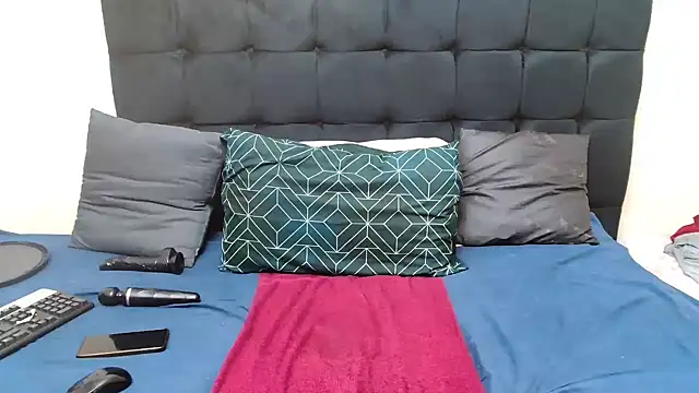 CaramelBootty online show from 02/18/26, 04:19