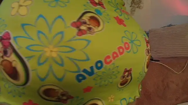 Rosee smith  online show from 11/12/25, 12:33