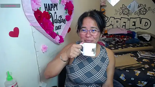 Miss  kendra  online show from 06/06/26, 03:39