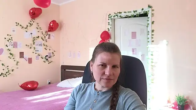 Mirabelle Velvet online show from 03/09/26, 04:49