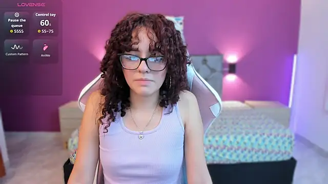 Dulcee Gaby online show from 04/21/26, 07:28