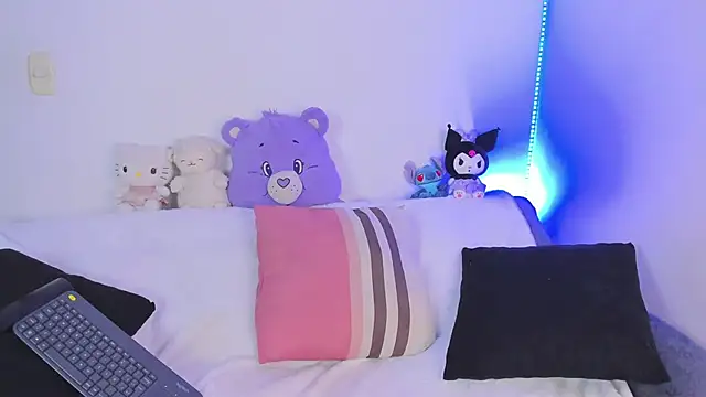 LucieAngels online show from 03/27/26, 09:53