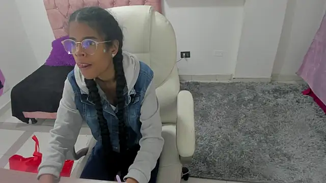 thianahorny online show from 01/16/26, 11:14