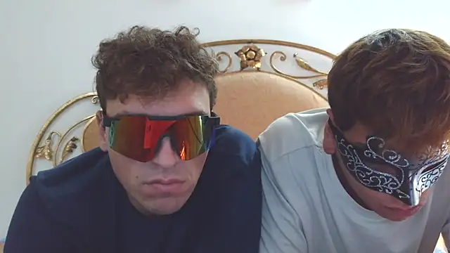 Kaeell online show from 10/21/25, 03:02