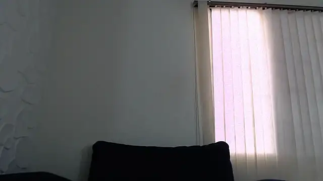 ChloeeRosse online show from 10/09/25, 11:41