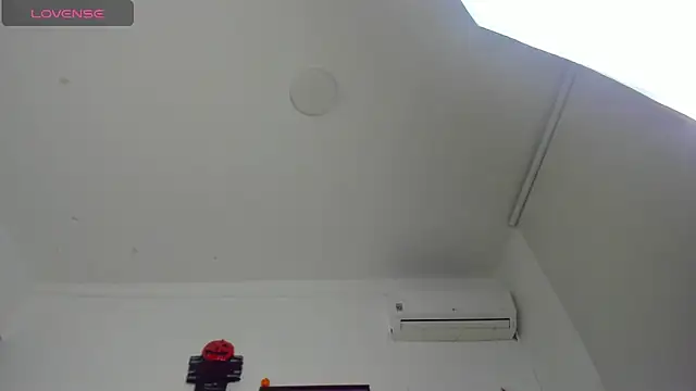 ChocoBunny1 online show from 10/25/25, 03:58