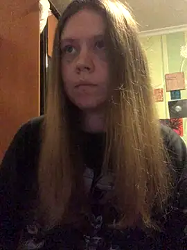 LunaVirelle online show from 11/21/25, 04:16