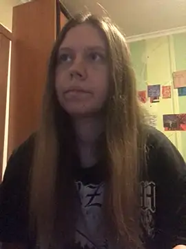 LunaVirelle online show from 04/18/26, 08:20