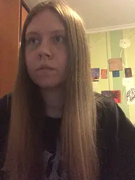 LunaVirelle online show from 04/20/26, 03:48