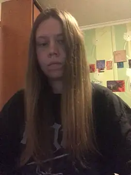 LunaVirelle online show from 04/21/26, 05:50