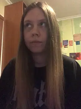 LunaVirelle online show from 04/22/26, 05:03