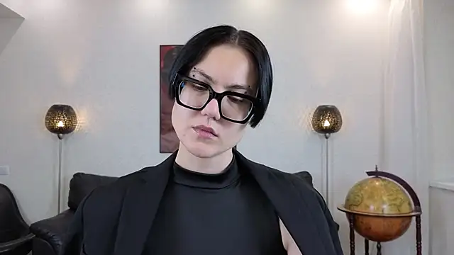 Marie Fitch online show from 05/25/26, 11:33