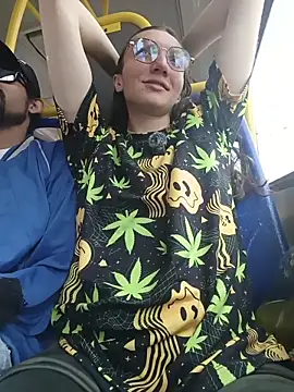 Lucy colee online show from 11/14/25, 07:01