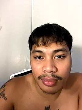 Snapshot of LuisitoJuancho55 chatting on 12/05/25, 01:14 LuisitoJuancho55 online show from 12/05/25, 01:14