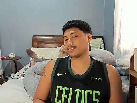 Snapshot of LuisitoJuancho55 chatting on 03/08/26, 07:45 LuisitoJuancho55 online show from 03/08/26, 07:45