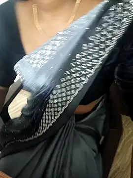 Tamilmallu-duskygirl03 online show from 11/07/25, 06:46