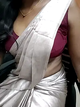 Tamilmallu-duskygirl03 online show from 03/09/26, 06:39