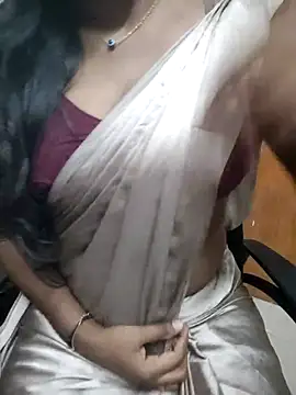 Tamilmallu-duskygirl03 online show from 07/03/26, 05:41